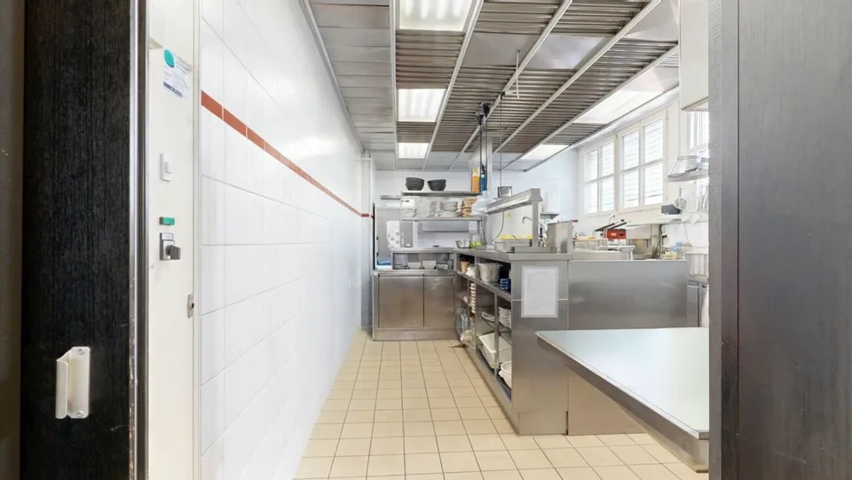 Gastro- /Local commercial au centre de Burgdorf – photo 13 sur 17