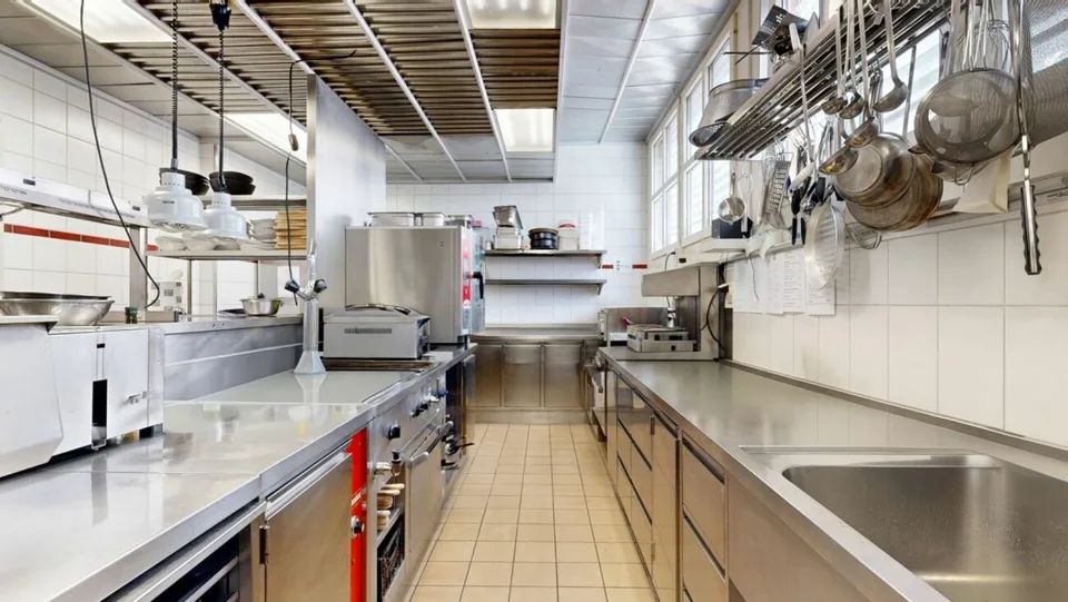 Gastro- /Local commercial au centre de Burgdorf – photo 14 sur 17