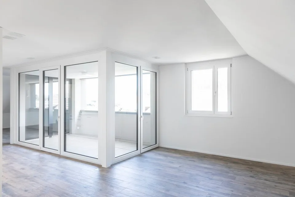 Wunderschöne helle Wohnung mit Blick ins Grüne – Foto 2 von 11