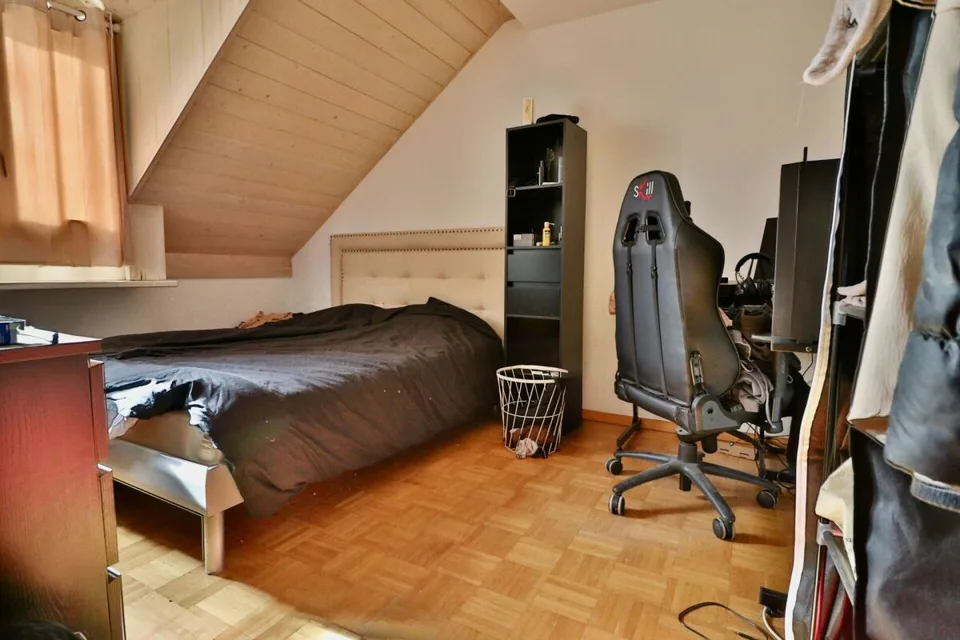 4,5 ZIMMER HELL IN EINER IDYLLISCHEN UMGEBUNG - KLEINE WEG mit 6 WOHNUNGEN – Foto 7 von 13
