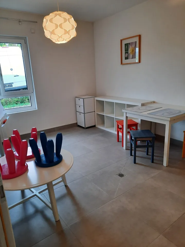 Schönes Büro von 3 Zimmern, geeignet für ein Büro oder einen Therapeuten – Foto 11 von 11