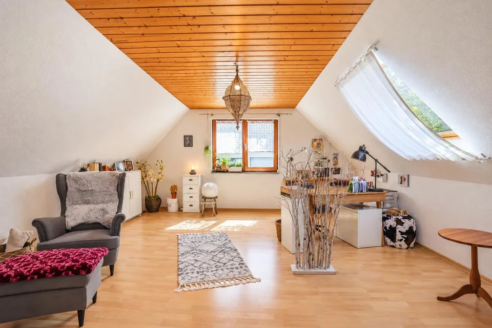 Freistehendes 5½ Zi.-Einfamilienhaus mit Garten in Metzerlen – Foto 15 von 19
