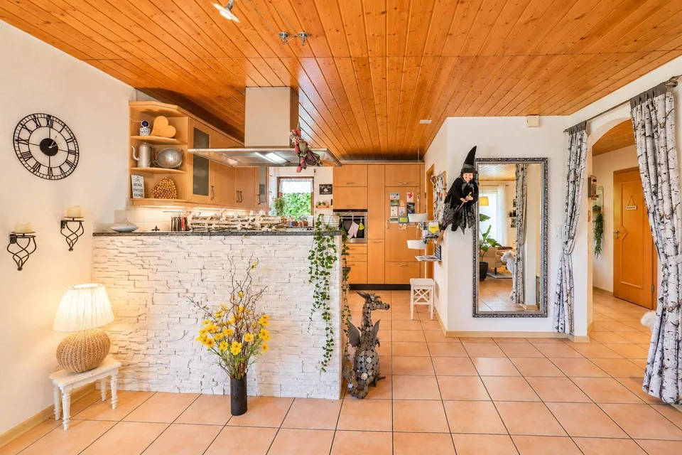 Freistehendes 5½ Zi.-Einfamilienhaus mit Garten in Metzerlen – Foto 10 von 19