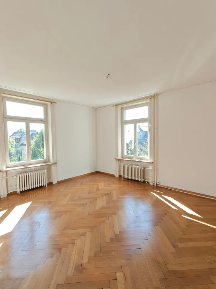Geräumige 7.5-Zimmer-Wohnung befristet für 24 Monate – Foto 4 von 8