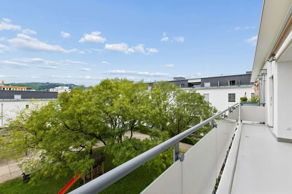 RESERVIERT: Zentral in Baar mit Blick ins Grüne: 114 m2 und zwei gedeckte Balkone – Foto 6 von 11