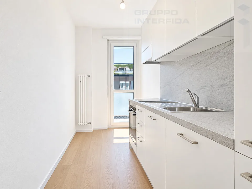 HELLES 3.5 ZIMMER WOHNUNG RENOVIERTE – Foto 2 von 7