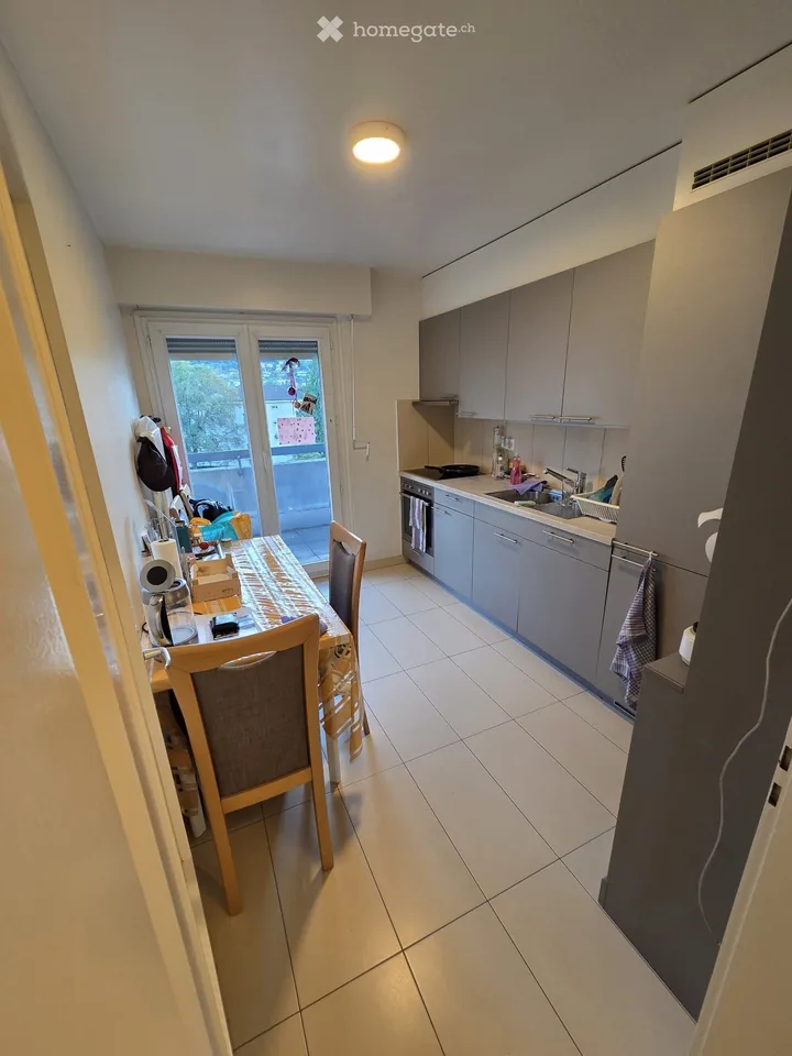 Besuche pausieren: 2,5-Zimmer-Wohnung in Monthey – Foto 2 von 5