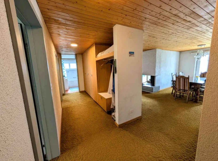 RISERVATO: Oasi soleggiata di 4,5 locali con camino e vista sul verde a Sagogn (seconda casa) – foto 6 di 13