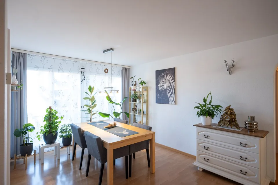 Bel appartement 4.5 pièces dans un quartier calme – photo 2 sur 8
