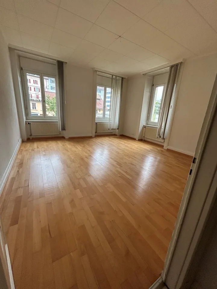 Schönes 5.5-Zimmer-Apartment – Foto 4 von 11