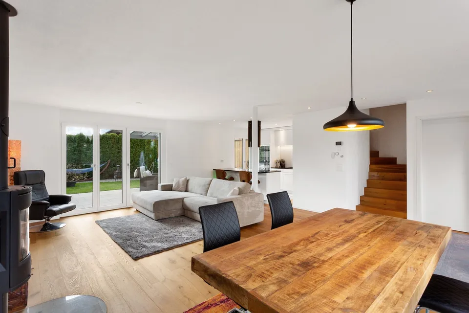A Home to Feel Good - Modern, Bright and with Garden – photo 2 of 8