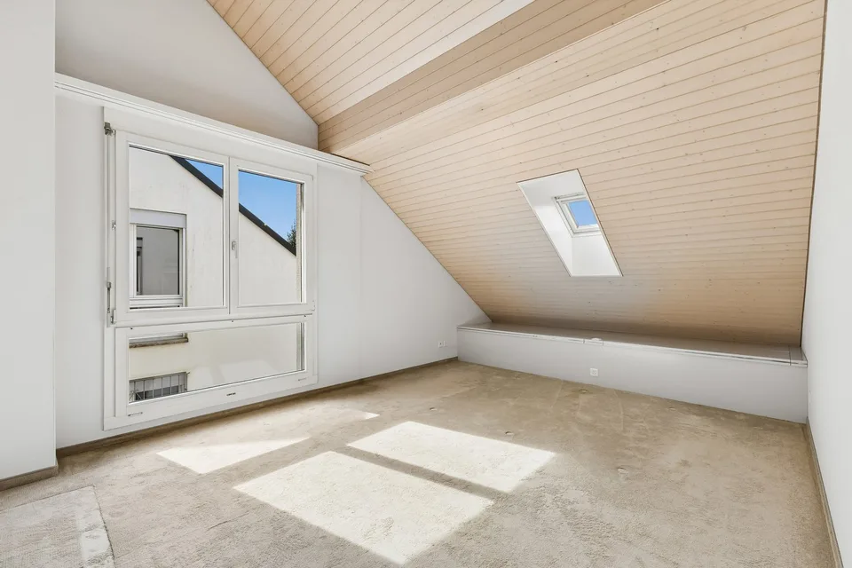 5.5-Zimmer - Maisonette Terrassenwohnung mit 51 m2 Terrasse und 315 m2 Gartenanteil – Foto 12 von 25