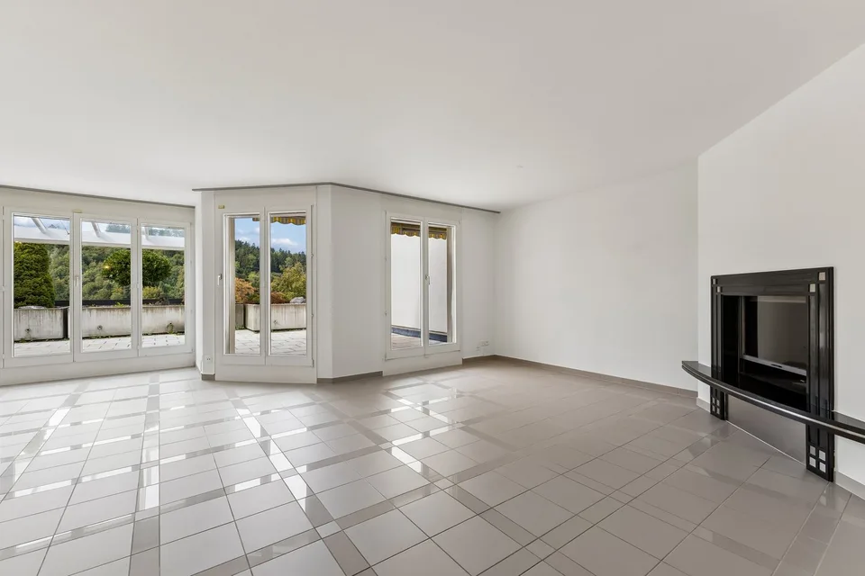 5.5-Zimmer - Maisonette Terrassenwohnung mit 51 m2 Terrasse und 315 m2 Gartenanteil – Foto 6 von 25
