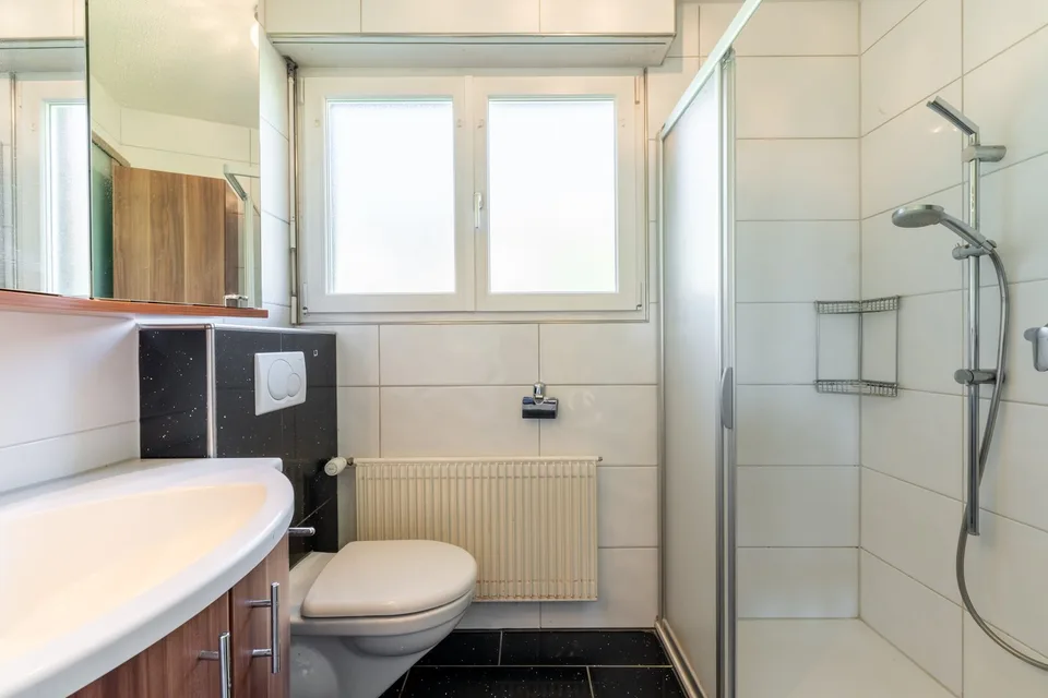 Einfamilienhaus an erhöhter, sonniger Lage mit Alpensicht – Foto 5 von 13