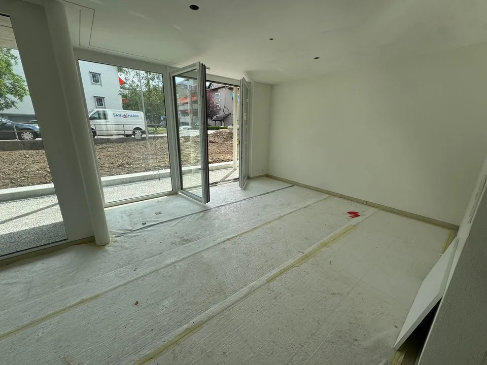 Luxuriöse Neubauwohnungen 3.5 bis 4.5 Zimmer mit Balkon oder Sitzplatz und Top-Ausstattung – Foto 13 von 24