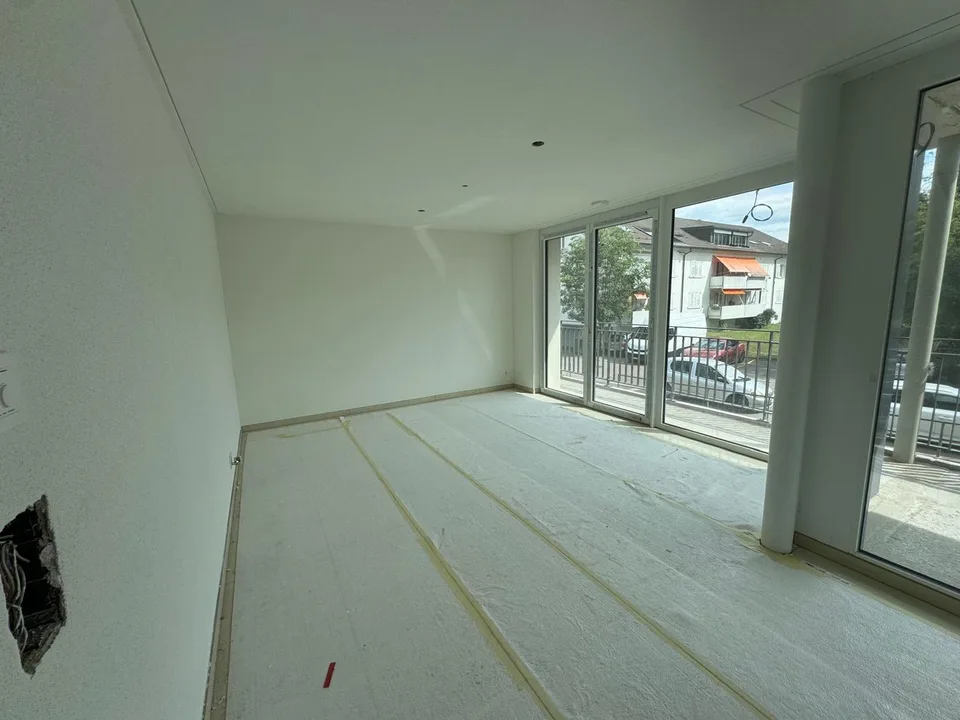 Luxuriöse Neubauwohnungen 3.5 bis 4.5 Zimmer mit Balkon oder Sitzplatz und Top-Ausstattung – Foto 14 von 24