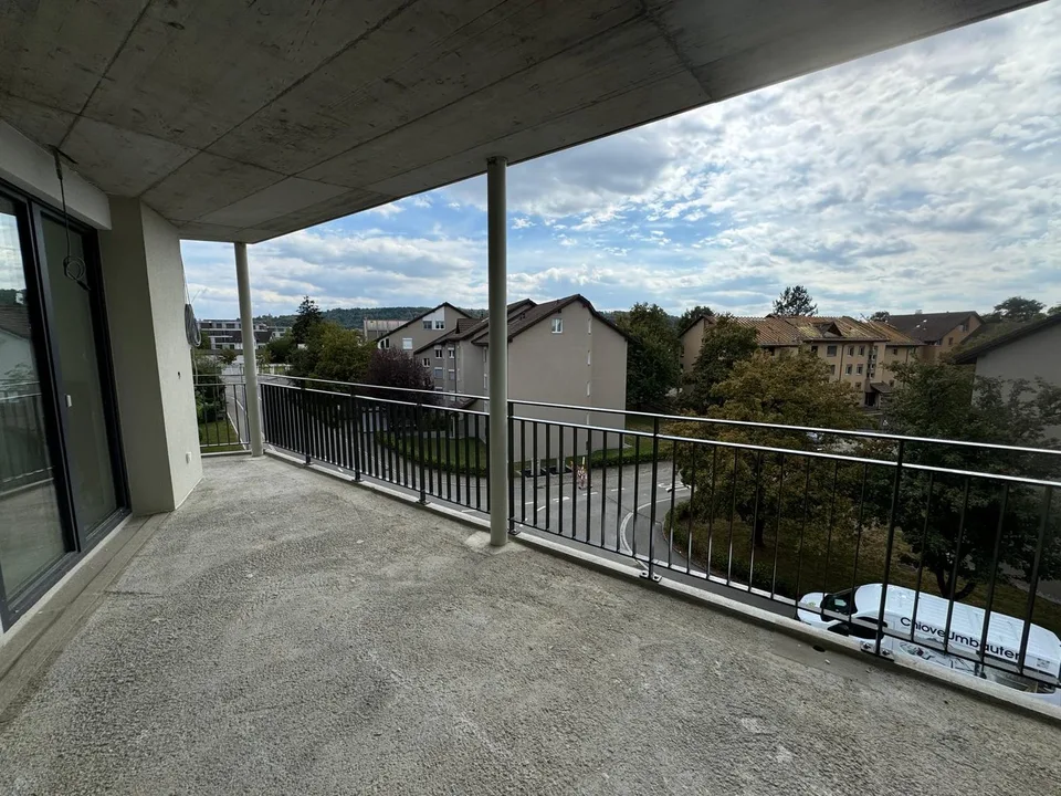 Luxuriöse Neubauwohnungen 3.5 bis 4.5 Zimmer mit Balkon oder Sitzplatz und Top-Ausstattung – Foto 8 von 24