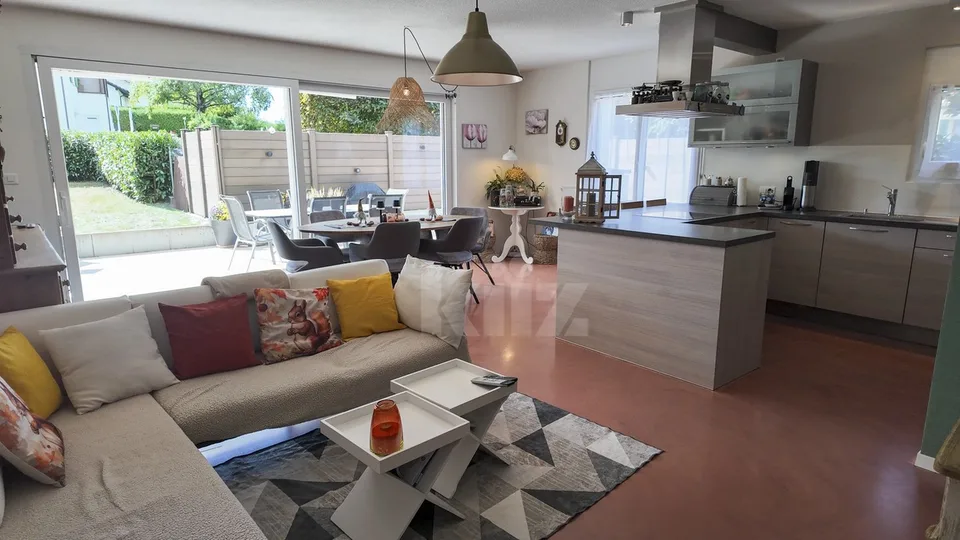 Superbe appartement de plain-pied avec terrasse et jardin – photo 2 sur 13