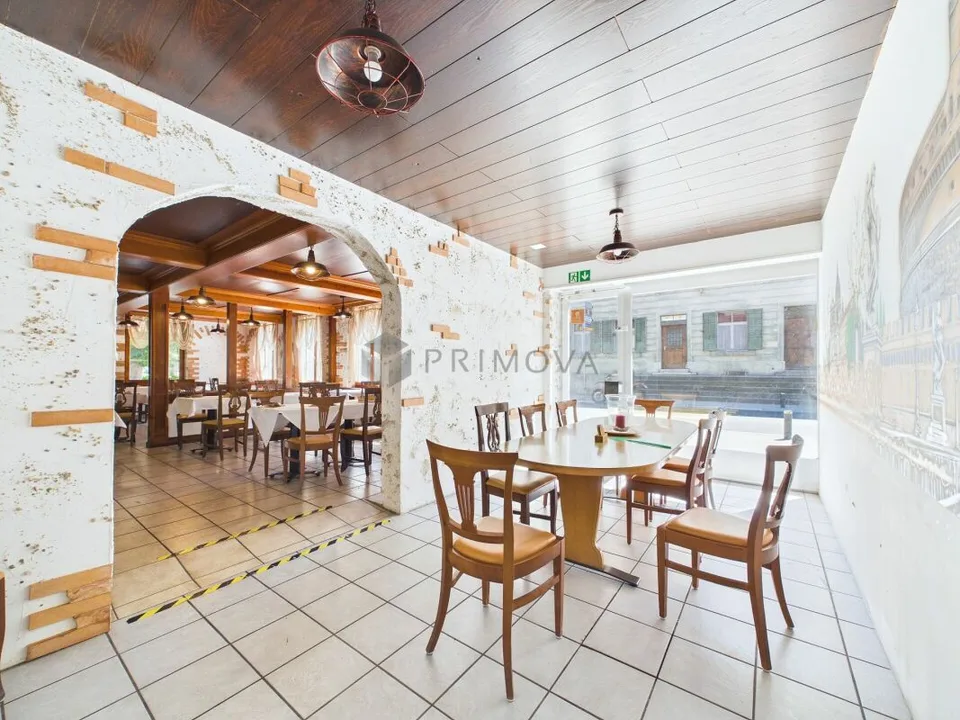 Ora cogli l'opportunità: 4 appartamenti e un grande ristorante con un potenziale di rendita del 8% – foto 7 di 24