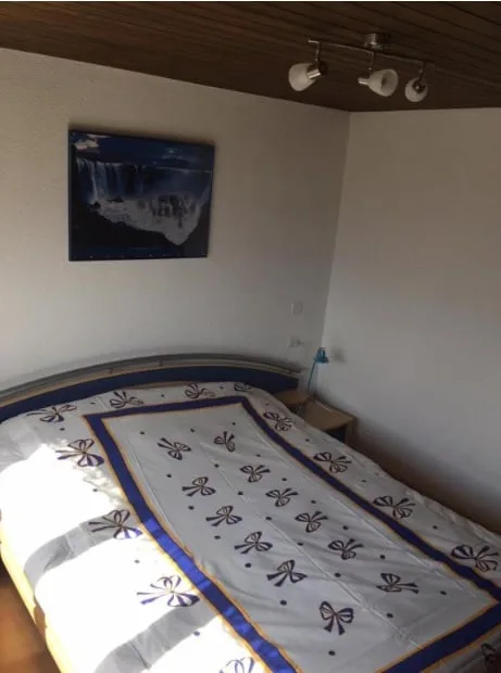 WG-Zimmer in Einfamilienhaus – Foto 2 von 5