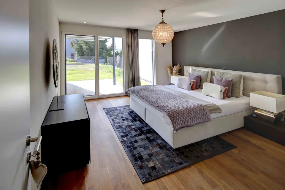 Grand appartement de jardin exclusif de 5,5 pièces avec beaucoup d'espace environnant – photo 11 sur 21