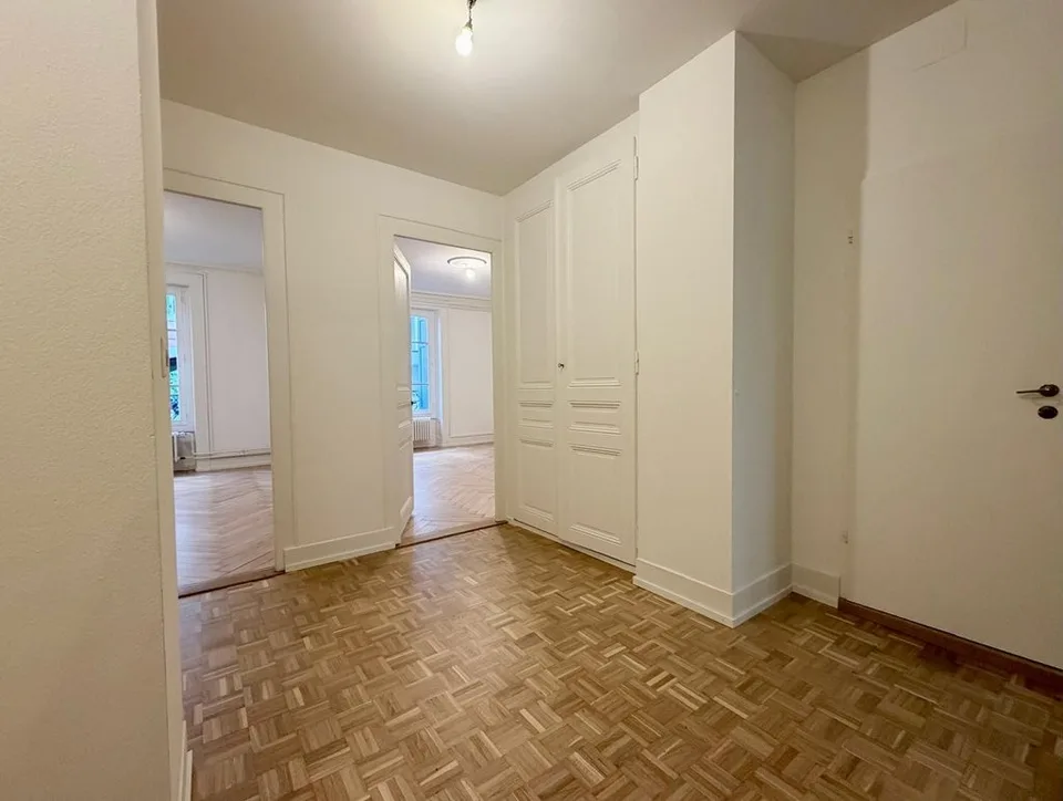 Schönes Haus im Haussmann-Stil im Servette-Viertel – Foto 2 von 10
