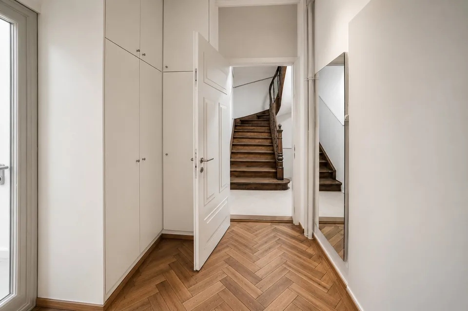 Vielseitig nutzbarer Gewerberaum im charmanten Altbau – Zürich Seefeld – Foto 2 von 4