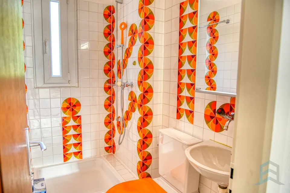 A LOUER Spacieux appartement rénové de 4 ½ pièces avec grand balcon – photo 7 sur 13