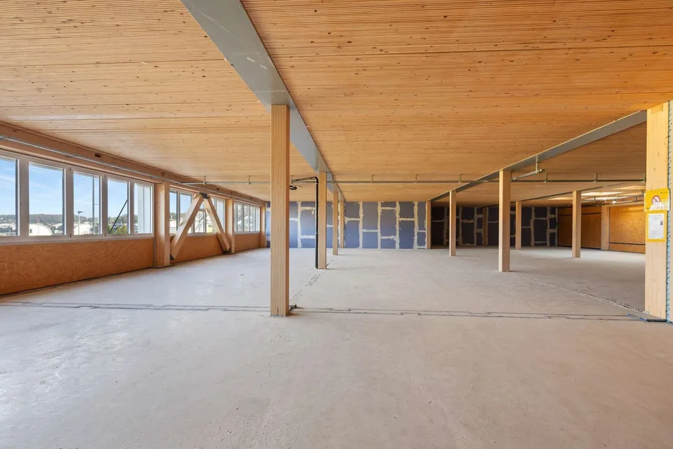 Spazi commerciali attraenti nel nuovo Balti Center – foto 2 di 8