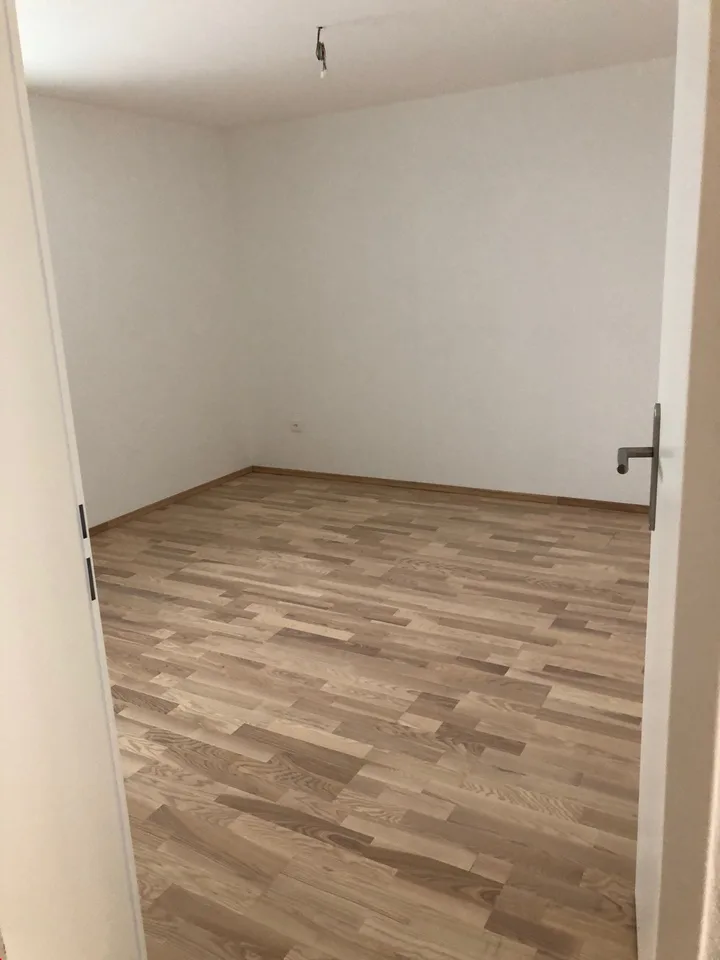 Appartamento moderno 2.5 locali con balcone a Beinwil am See – disponibile immediatamente! – foto 8 di 12