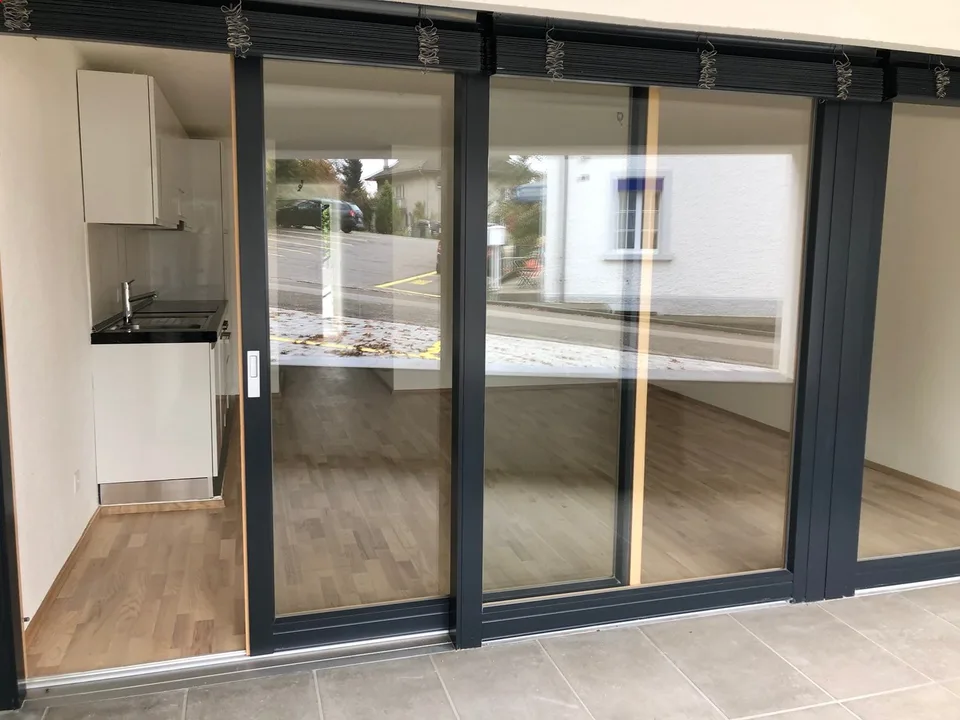 Appartamento moderno 2.5 locali con balcone a Beinwil am See – disponibile immediatamente! – foto 6 di 12