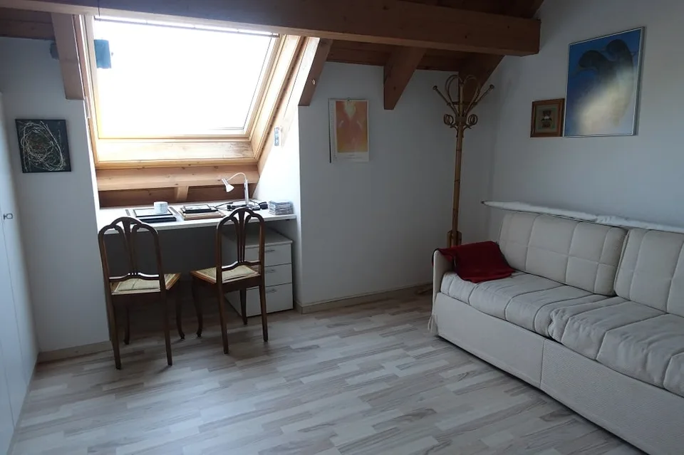 Charmante 4.5-Zimmer-Maisonette-Wohnung in Veltheim AG – Foto 10 von 15