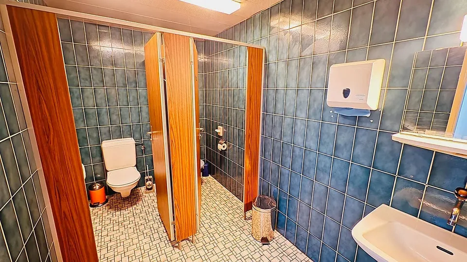 Casa multifamiliare con attività di ristorazione e casa unifamiliare – foto 5 di 19