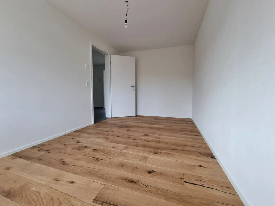 Modernes Wohnen mit Stil - attraktive 3.5-Zimmer-Wohnung mit offener Küche – Foto 6 von 11