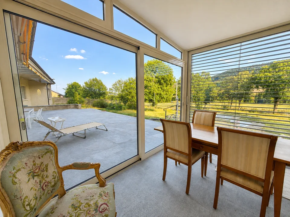 Einzigartige 14-Zimmer-Villa zur möblierten Miete in Metzerlen-Mariastein – Foto 3 von 30