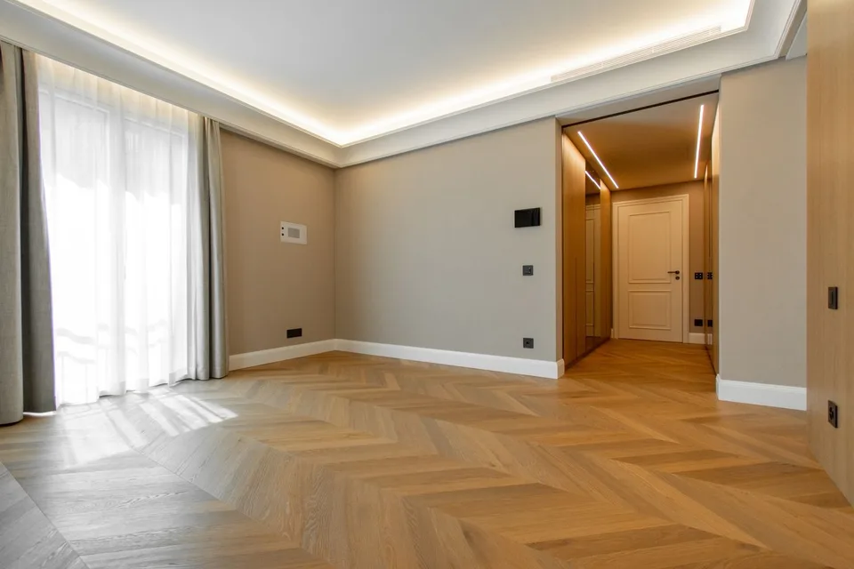 LUXURIÖSE 5.5-ZIMMER-WOHNUNG IM HERZEN VON LUGANO – Foto 6 von 13