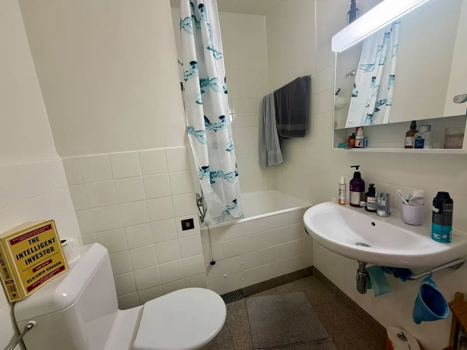 Charmanter Apartment mit 1,5 Zimmern im Herzen der Altstadt von Genf – Foto 4 von 5