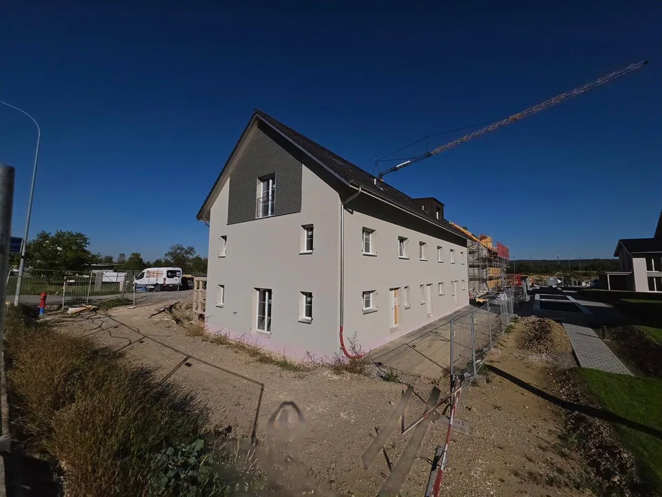 Neubau-Reiheneinfamilienhaus mit 4.5 Zimmern und herrlicher Aussicht in Hüttlingen – Foto 3 von 16