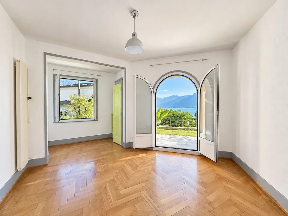 Charmanter 4,5-Zimmer-Wohnung, Terrasse, Garten und atemberaubender Blick auf den See! – Foto 7 von 13