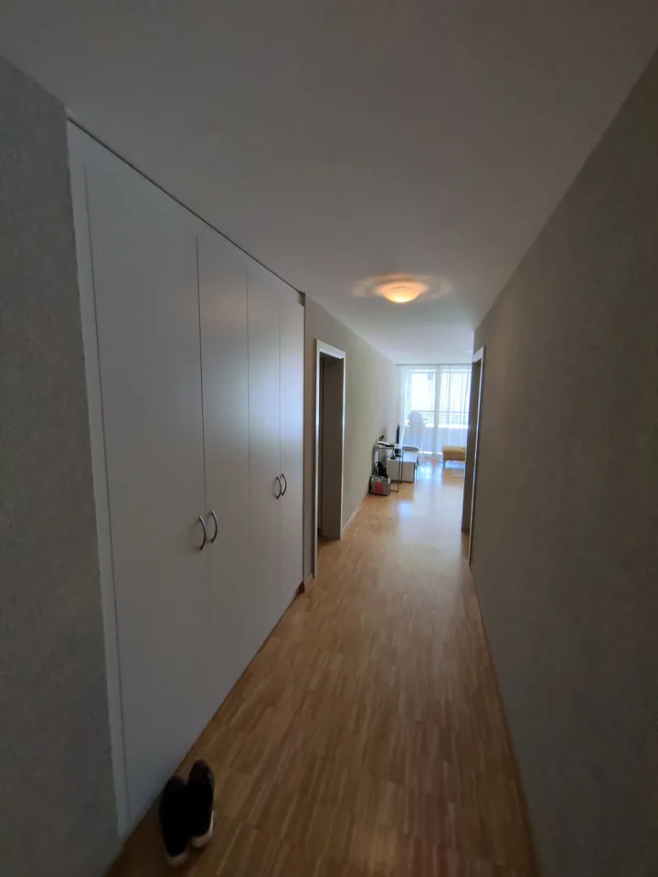 Zu vermieten, eine schöne 4-Zimmer-Wohnung in Sierre! – Foto 13 von 16