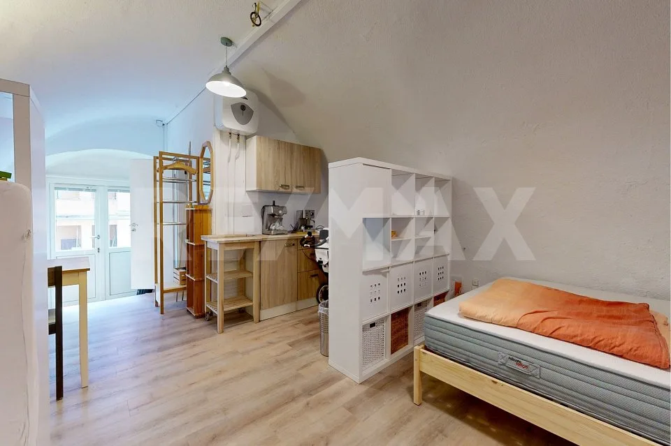 Casa in posizione verde e tranquilla – Foto 9 von 13