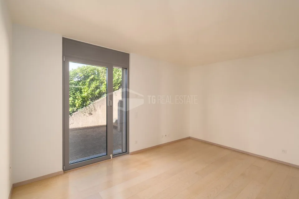 VILLA CON PISCINA E VISTA LAGO – foto 3 di 14