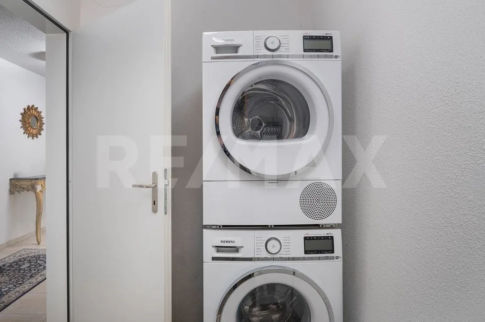 Traumhafte 5.5-Zimmer-Wohnung in Würenlos mit grosszügiger Galerie. – Foto 10 von 13