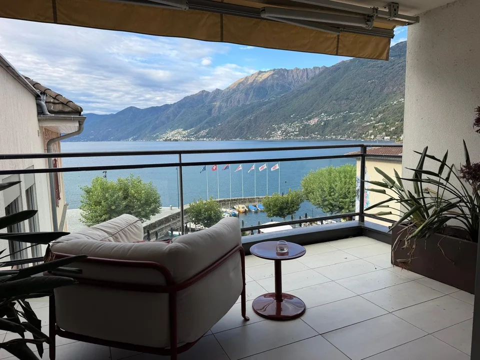 Elegante appartement de 4 pièces avec vue sur le lac au cœur d'Ascona – photo 4 sur 6