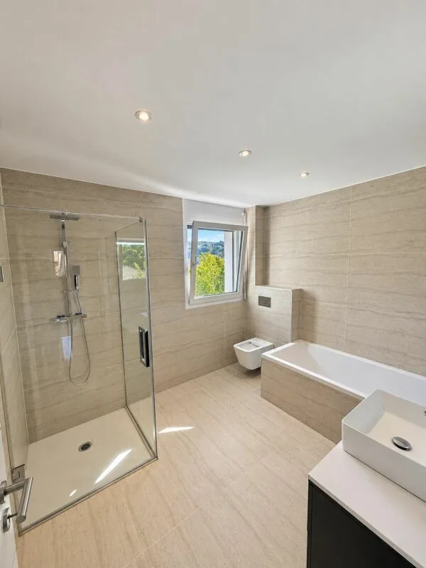 Moderne Villa – Foto 6 von 10