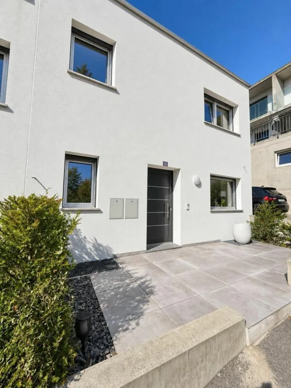 Moderne Villa – Foto 8 von 10