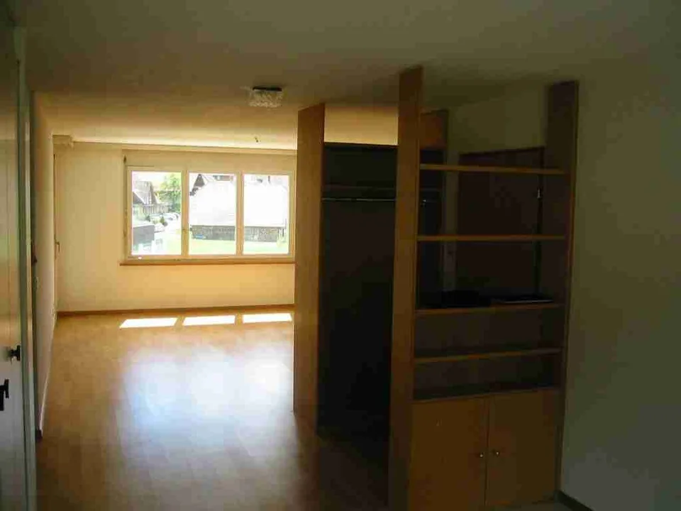 4 1/2 Zimmerwohnung; sonnige, ruhig und hell – Foto 4 von 15