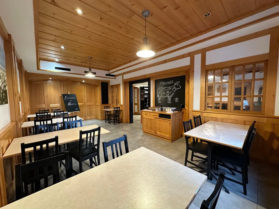 Charmant café-restaurant à louer au cœur de La Gruyère – photo 3 sur 3