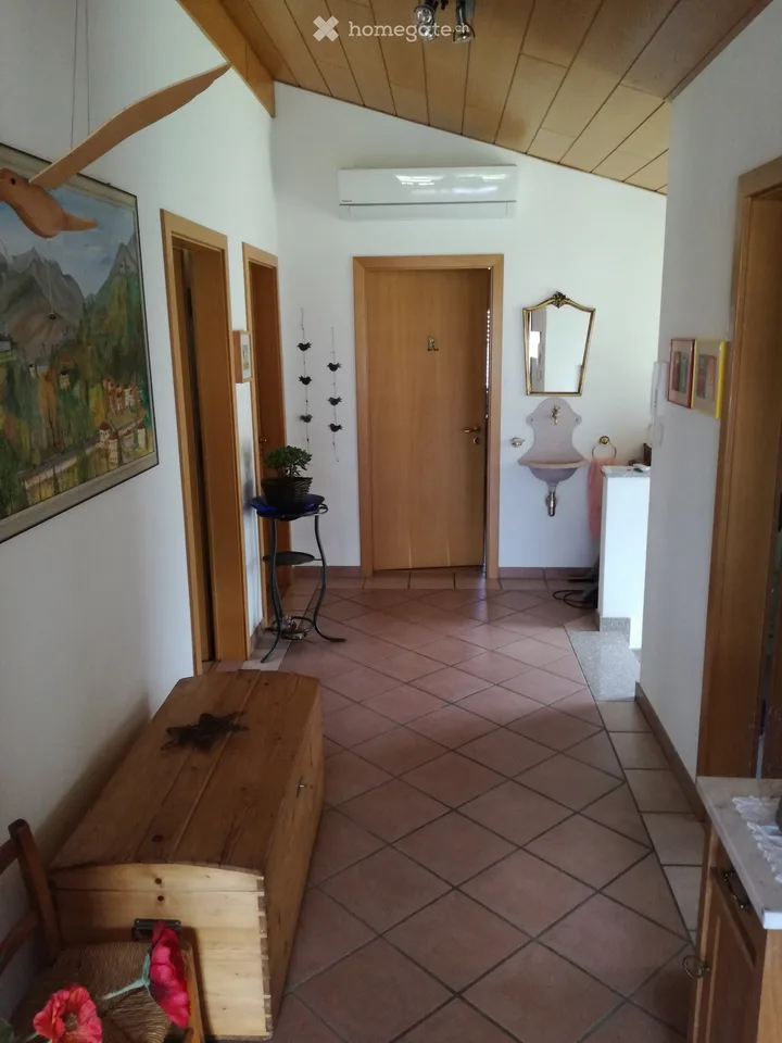 Wir vermieten ein möbliertes Zimmer in Giubiasco – Foto 4 von 4