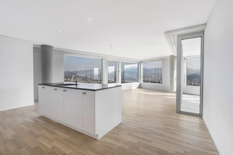 Exclusive living in the BäreTower! – photo 5 of 10
